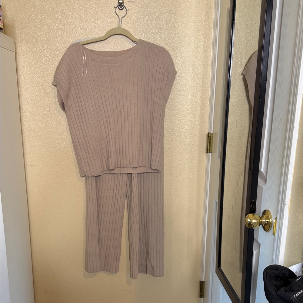 Women's Ribbed Knit wear together 2-piece Set in Tan